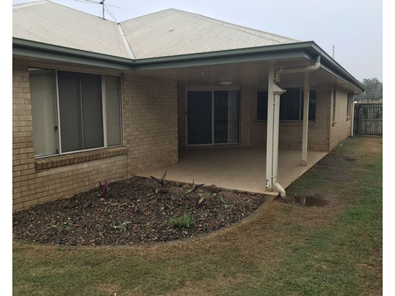 13 Trevean Drive, Kleinton QLD 4352