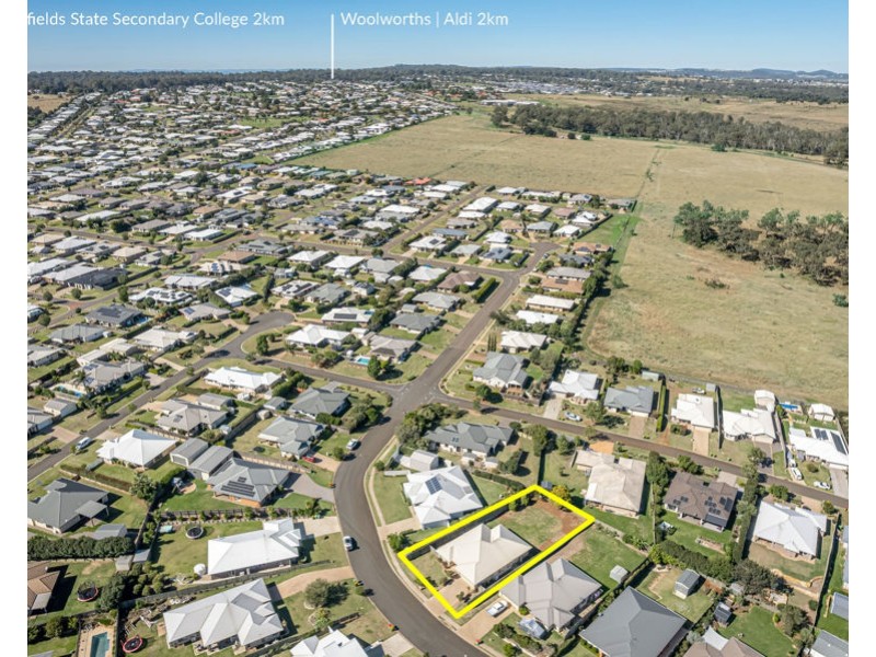 13 Trevean Drive, Kleinton QLD 4352