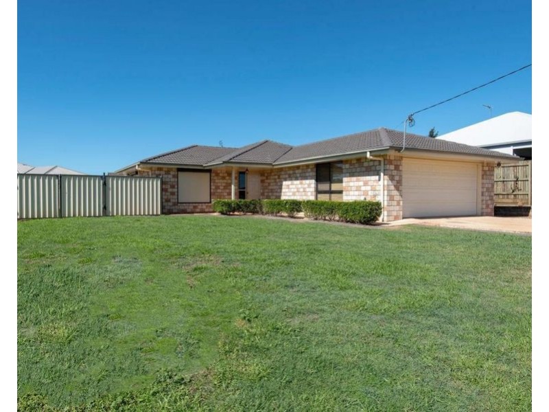 300 Ramsay Street, Middle Ridge QLD 4350