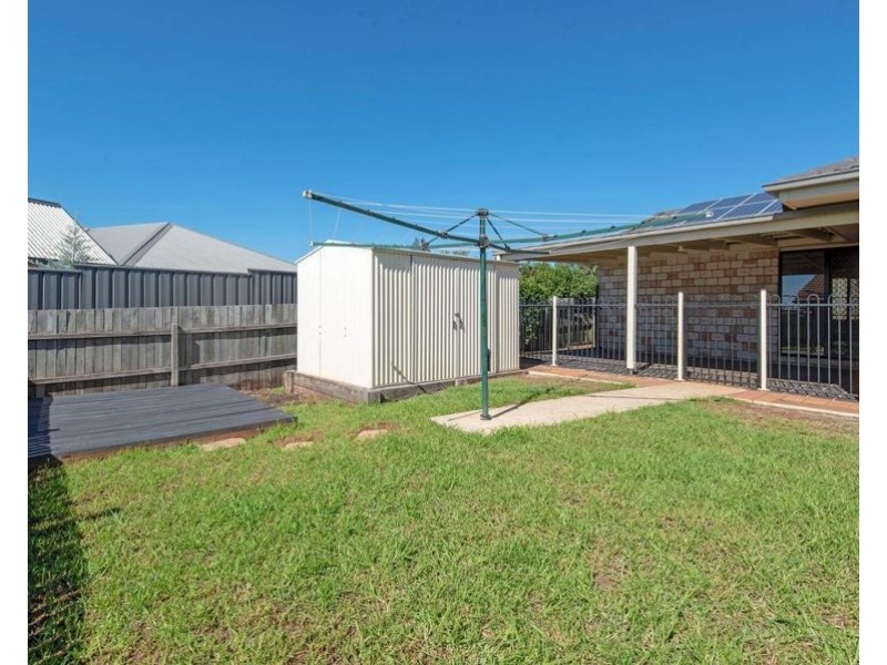 300 Ramsay Street, Middle Ridge QLD 4350