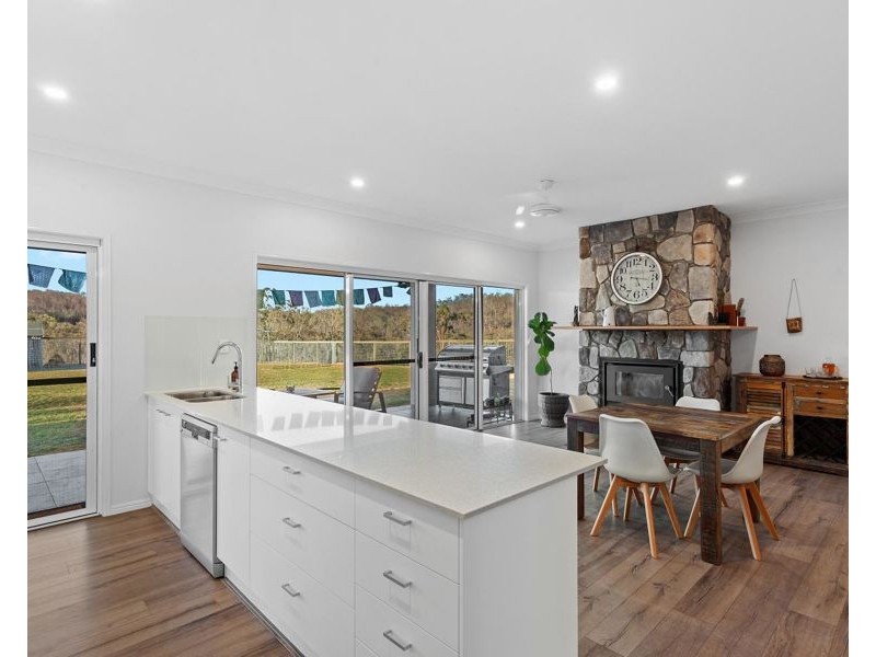 117 Fitch Road, Pierces Creek QLD 4355