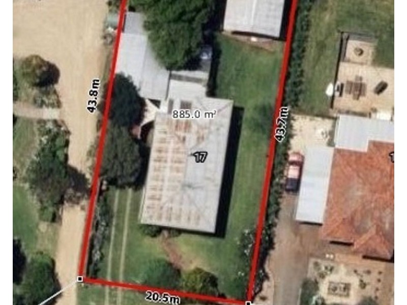 17 Tighe Street, Newtown QLD 4350