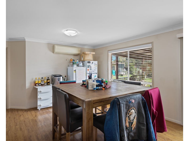 17 William Street, Meringandan West QLD 4352