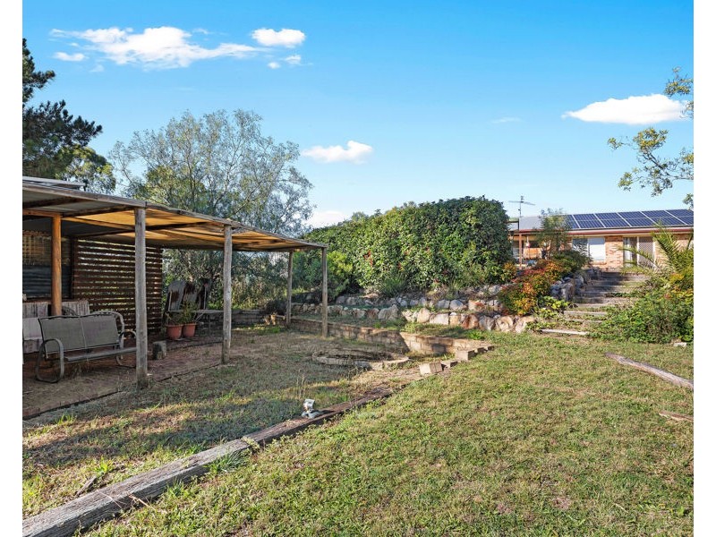 17 William Street, Meringandan West QLD 4352