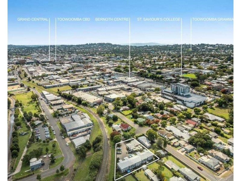 Unit 8/38 Stephen Street, South Toowoomba QLD 4350