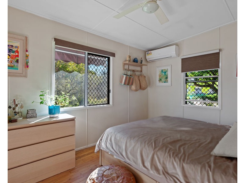 9 Glasgow Street, North Toowoomba QLD 4350