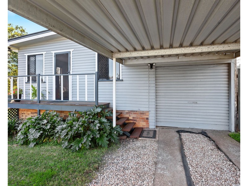 9 Glasgow Street, North Toowoomba QLD 4350