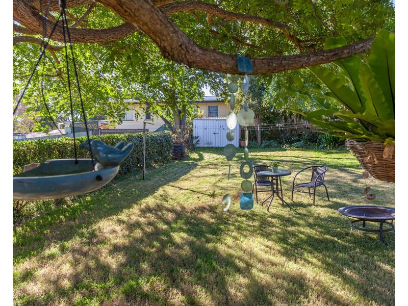 9 Glasgow Street, North Toowoomba QLD 4350