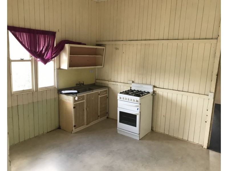 36 Isaac Street, North Toowoomba QLD 4350