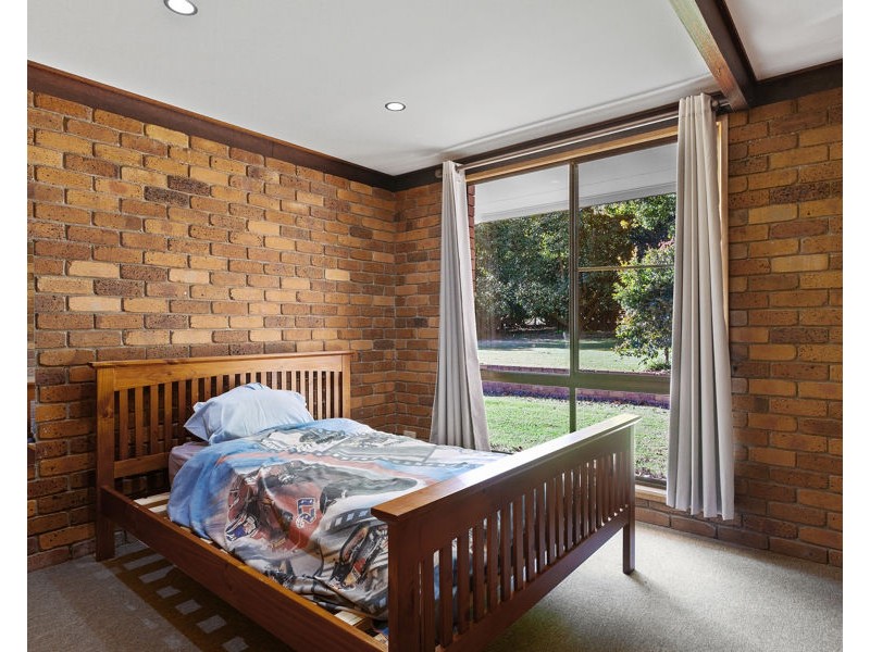 91 Brennan Road, Hampton QLD 4352