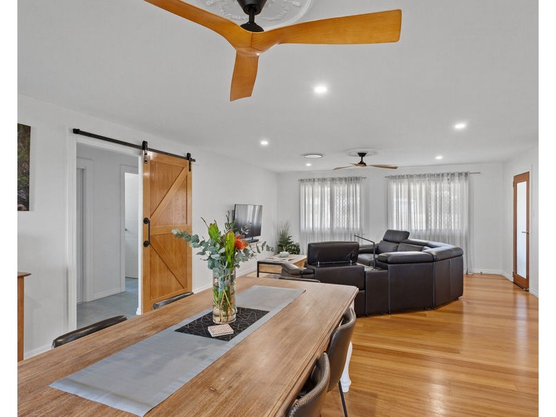 6 Aphrah Street, Crows Nest QLD 4355