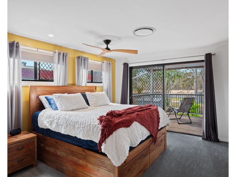 6 Aphrah Street, Crows Nest QLD 4355