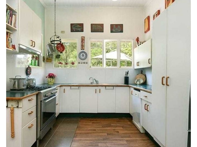 41 Watts Road, Murphys Creek QLD 4352