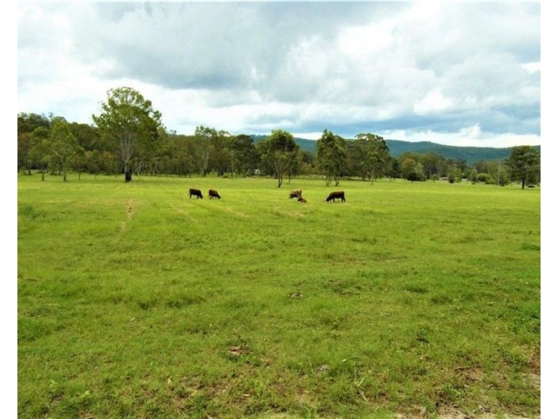 41 Watts Road, Murphys Creek QLD 4352