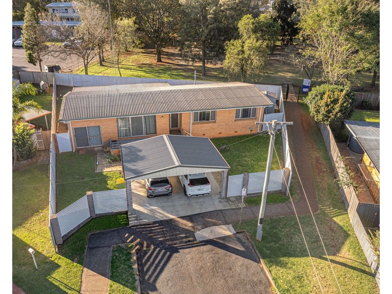 1 Petal Street, Rangeville QLD 4350