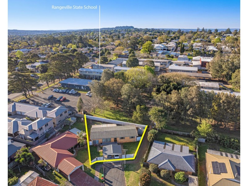 1 Petal Street, Rangeville QLD 4350