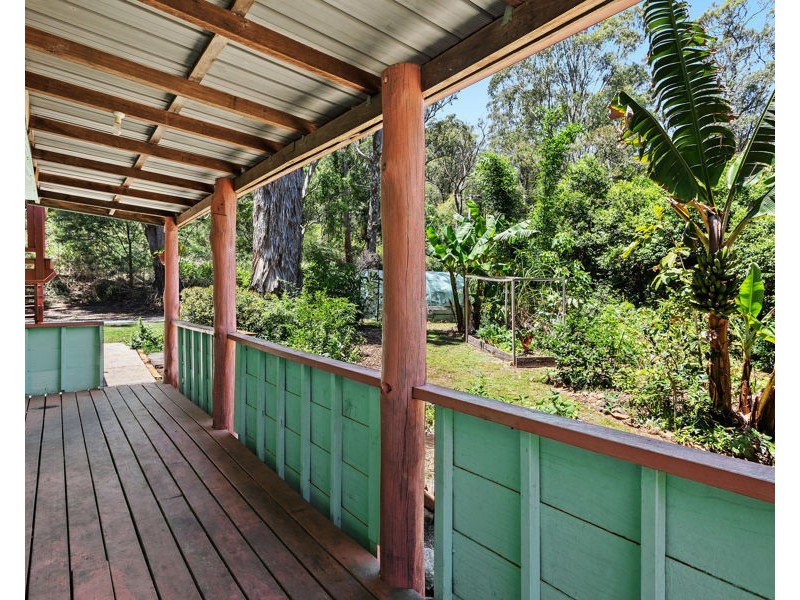 203 Post Office Road, Ravensbourne QLD 4352