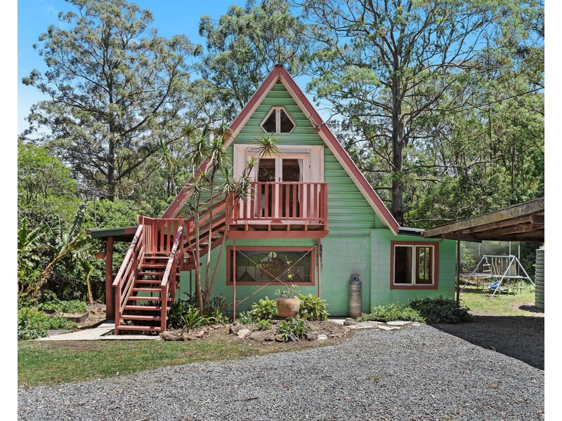 203 Post Office Road, Ravensbourne QLD 4352