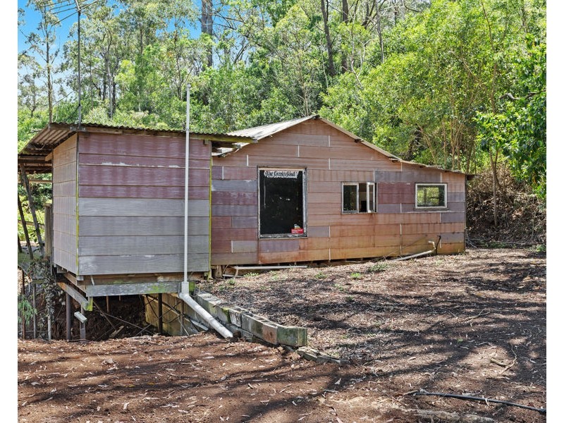 203 Post Office Road, Ravensbourne QLD 4352