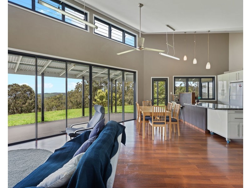 311 Brennan Road, Redbank Creek QLD 4312