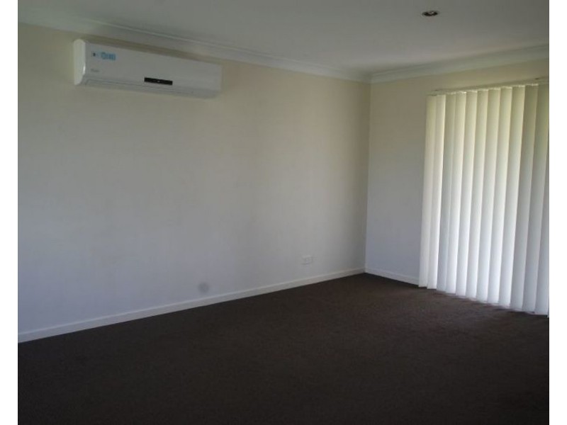 2 Dixon Court, Wilsonton Heights QLD 4350