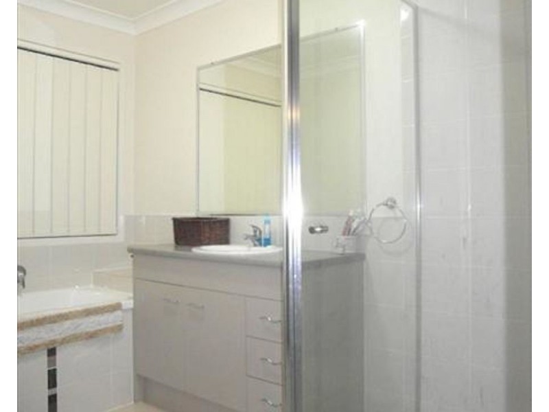 2 Dixon Court, Wilsonton Heights QLD 4350