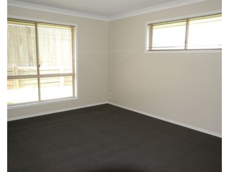 11 Trevean Drive, Kleinton QLD 4352