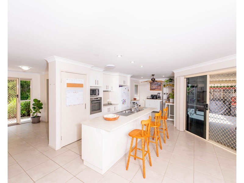 51 Phipps Drive, Meringandan West QLD 4352
