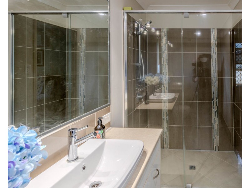 51 Phipps Drive, Meringandan West QLD 4352