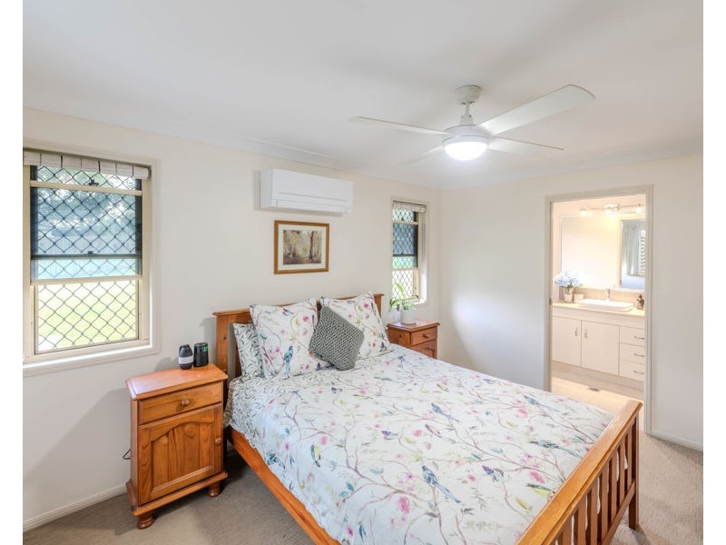 51 Phipps Drive, Meringandan West QLD 4352