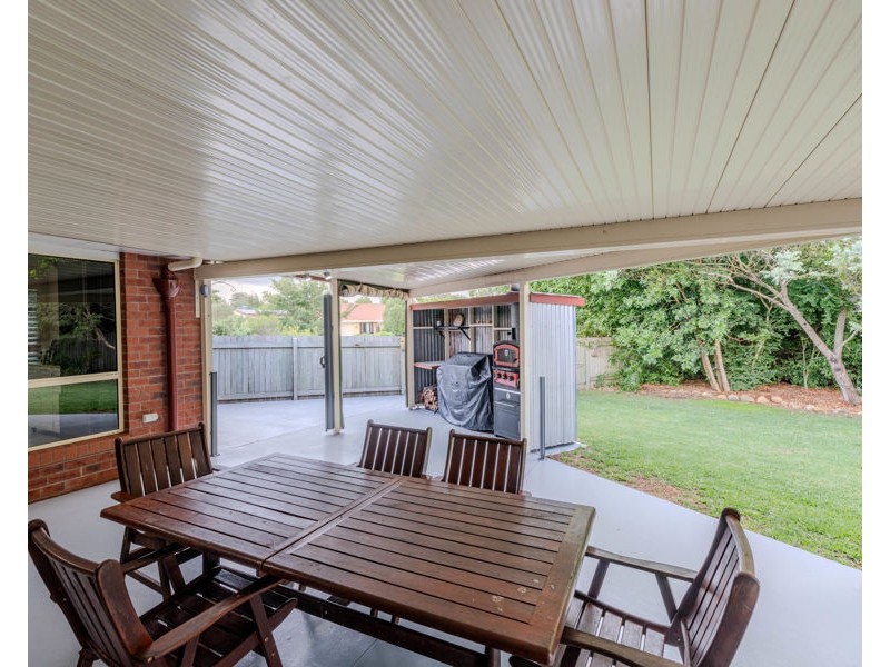 51 Phipps Drive, Meringandan West QLD 4352