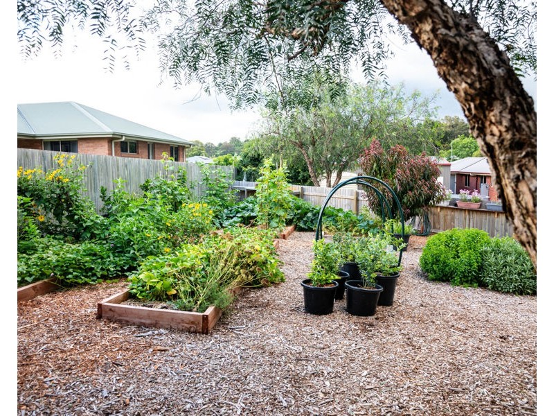 51 Phipps Drive, Meringandan West QLD 4352