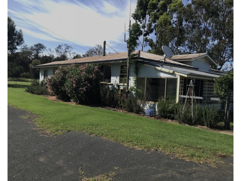 3209 Oakey Cooyar Road, Kulpi QLD 4352