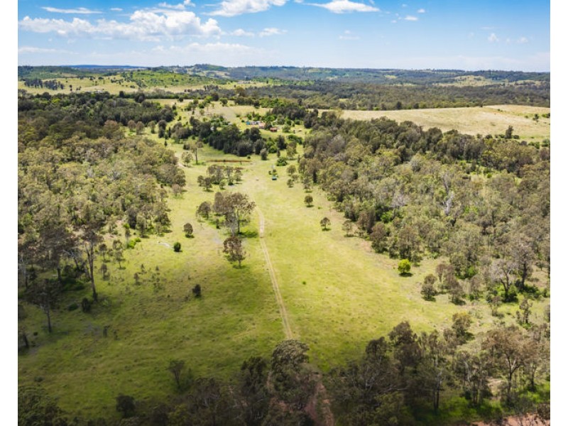 236 Plainby Douglas Road, Douglas QLD 4354