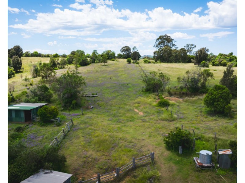 236 Plainby Douglas Road, Douglas QLD 4354