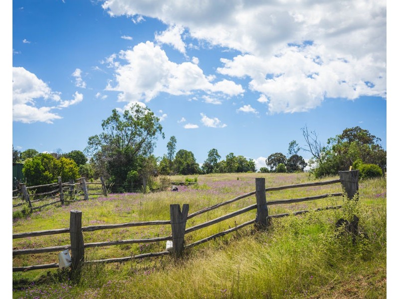 236 Plainby Douglas Road, Douglas QLD 4354