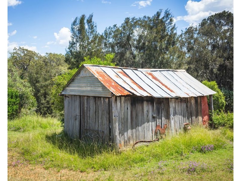 236 Plainby Douglas Road, Douglas QLD 4354