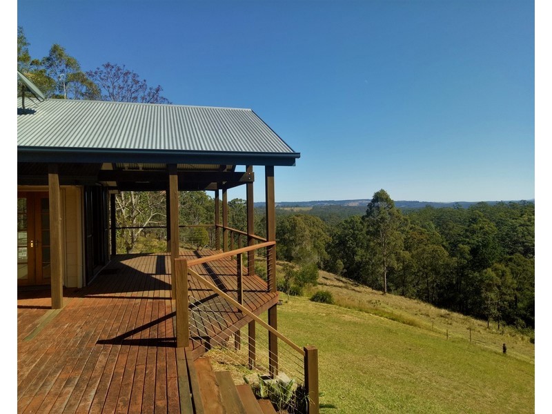 516 Ravensbourne Dip Road, Ravensbourne QLD 4352