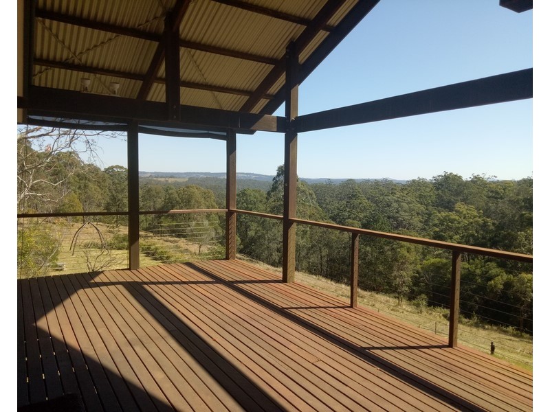 516 Ravensbourne Dip Road, Ravensbourne QLD 4352