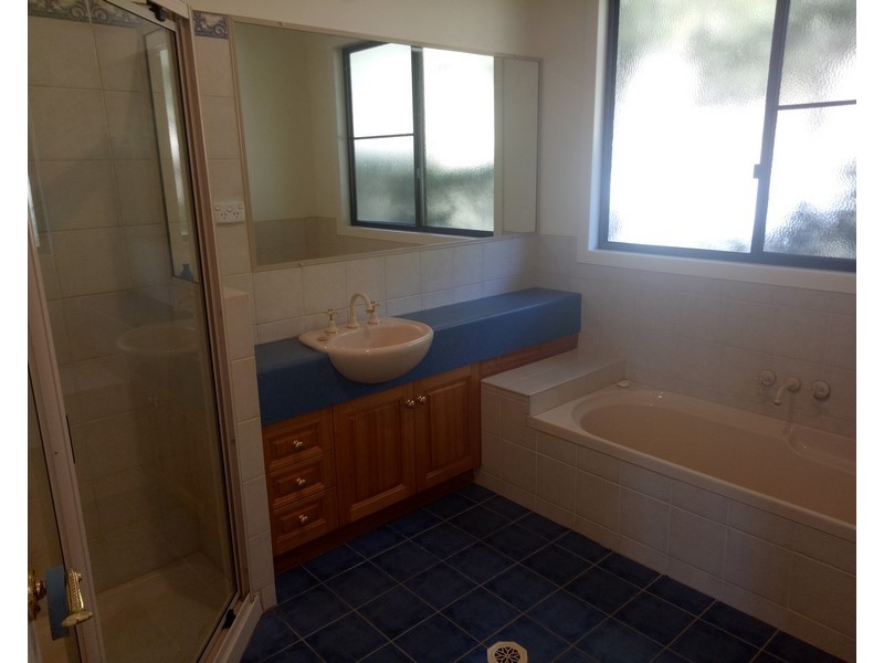 516 Ravensbourne Dip Road, Ravensbourne QLD 4352