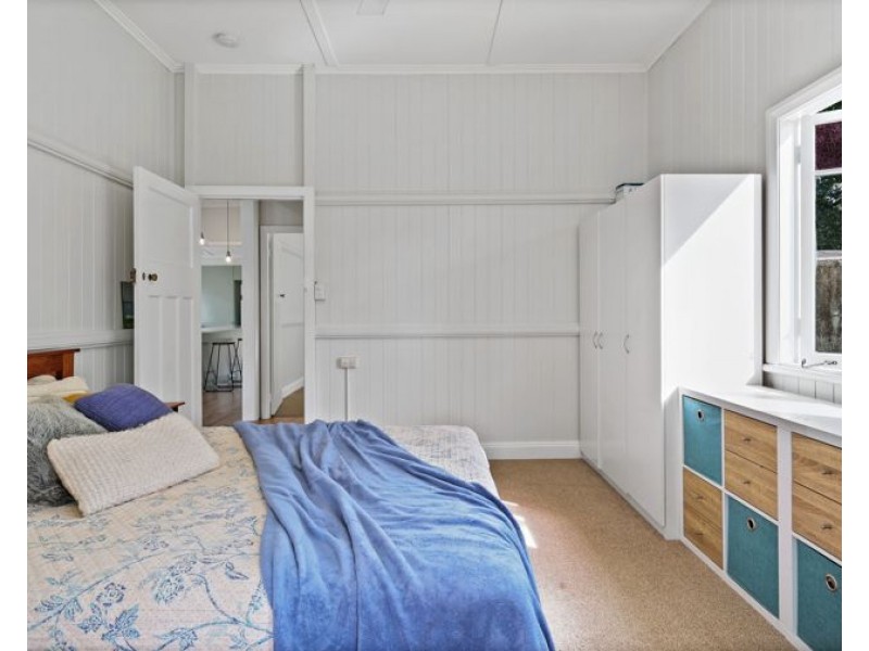 131 Brennan Road, Hampton QLD 4352