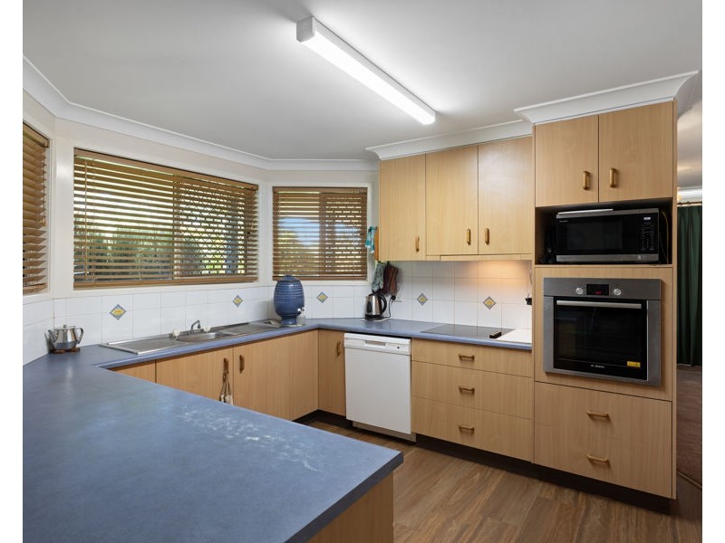 100 Brennan Road, Hampton QLD 4352