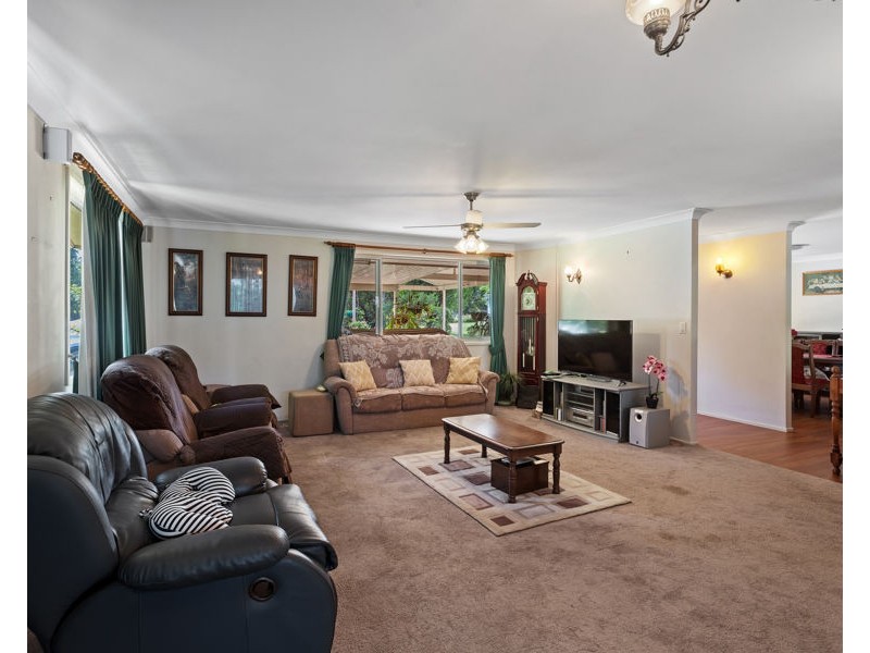 100 Brennan Road, Hampton QLD 4352