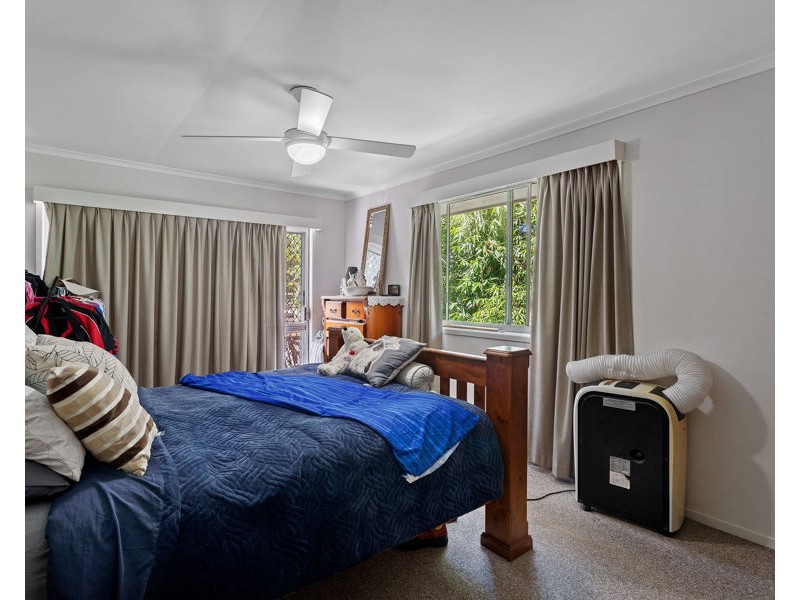 6-8 Hi Winds Road, Blue Mountain Heights QLD 4350