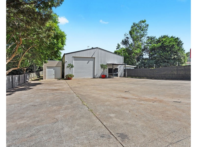 6-8 Hi Winds Road, Blue Mountain Heights QLD 4350