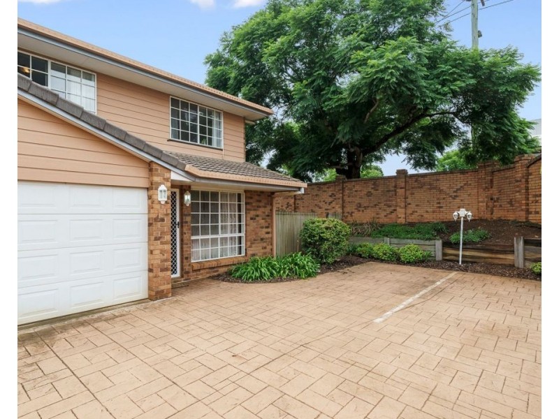 1/2 – 6 Roser Close, Kearneys Spring QLD 4350
