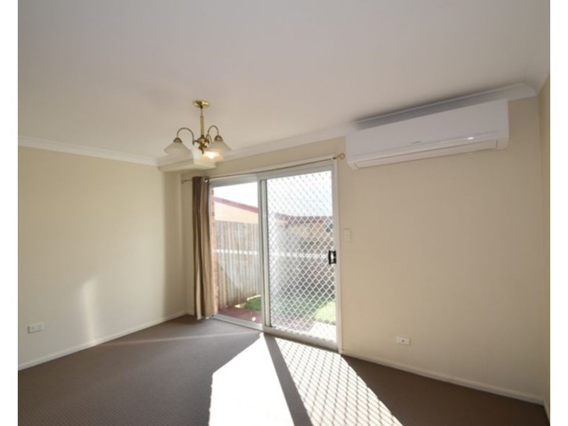 1/2 – 6 Roser Close, Kearneys Spring QLD 4350