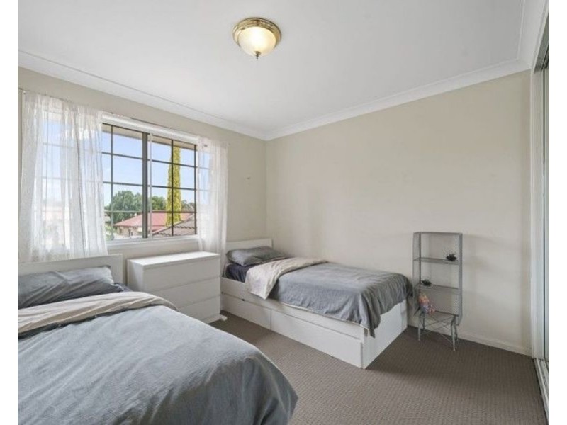 1/2 – 6 Roser Close, Kearneys Spring QLD 4350