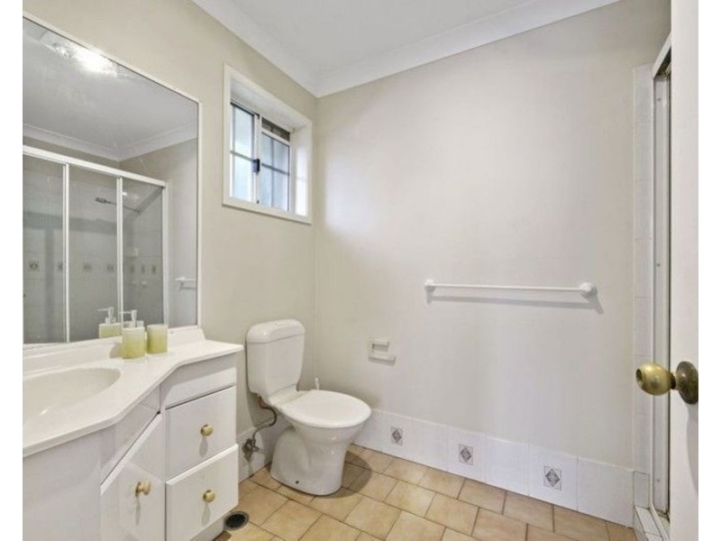 1/2 – 6 Roser Close, Kearneys Spring QLD 4350