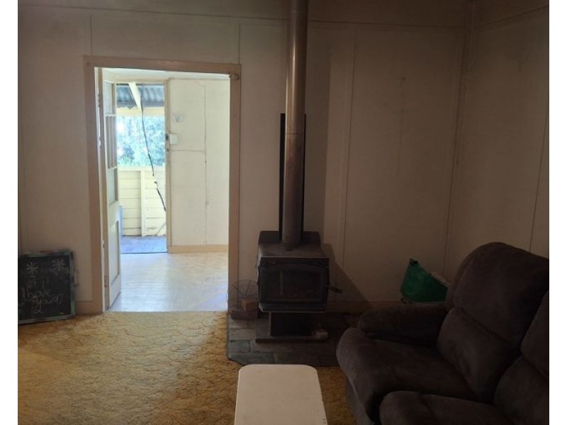 3892 Esk Hampton Road, Ravensbourne QLD 4352